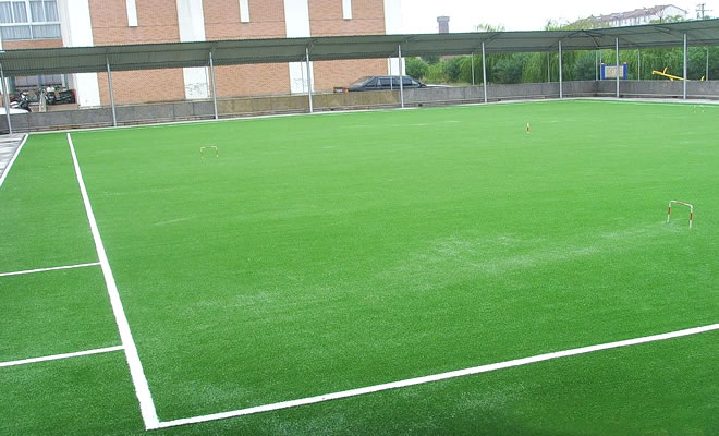 人造草坪維護(hù)與養(yǎng)護(hù)的正確方法